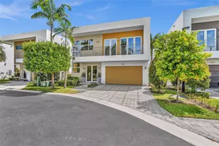 9870 NW 74th Terrace, Doral, FL 33178 - Photo 1