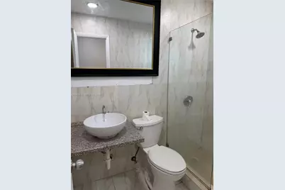 421 NE 68th St #8, Miami, FL 33138 - Photo 20