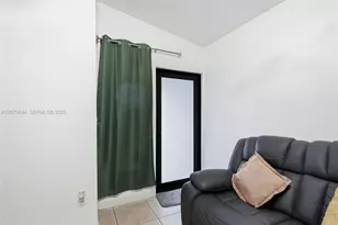 20752 SW 121st Ct, Miami, FL 33177 - Photo 4