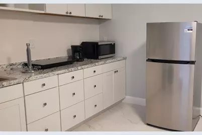 10901 NW 6th Ct #1, Plantation, FL 33324 - Photo 2