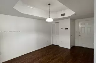215 SW 117th Terrace, Pembroke Pines, FL 33025 - Photo 6