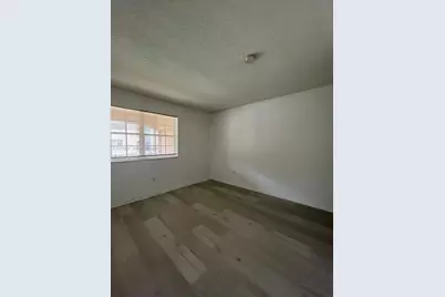 215 SW 117th Ter #14204, Pembroke Pines, FL 33025 - Photo 16