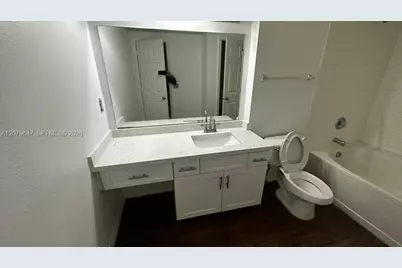 215 SW 117th Ter #14204, Pembroke Pines, FL 33025 - Photo 20