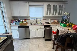 71 Coral Dr, Key Largo, FL 33037 - Photo 6