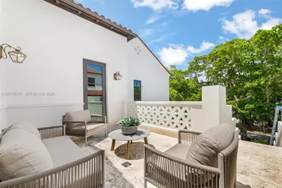 550 Malaga Ave #Villa 1, Coral Gables, FL 33134 - Photo 14