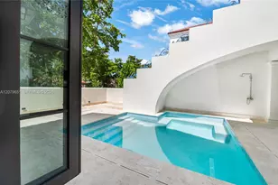 550 Malaga Ave, Coral Gables, FL 33134 - Photo 6
