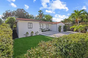912 NE 82nd St, Miami, FL 33138 - Photo 2