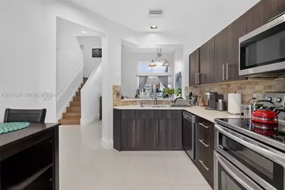 15891 SW 12th St, Pembroke Pines, FL 33027 - Photo 20