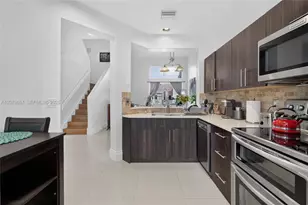 15891 SW 12th St, Pembroke Pines, FL 33027 - Photo 20