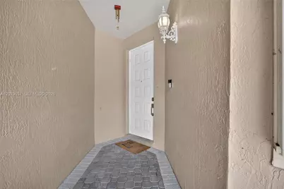 15891 SW 12th St, Pembroke Pines, FL 33027 - Photo 6