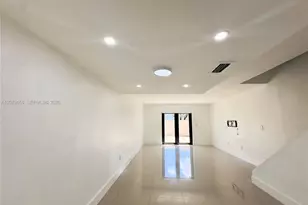 8010 SW 152nd Ave, Miami, FL 33193 - Photo 10