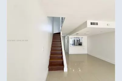 8010 SW 152nd Ave #211, Miami, FL 33193 - Photo 12