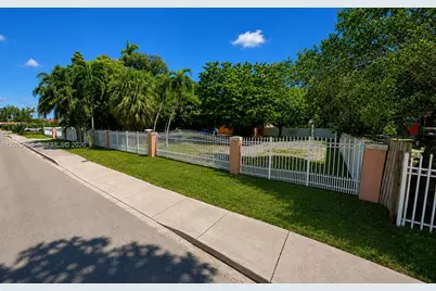 13265 Alexandria Dr, Opa Locka, FL 33054 - Photo 2