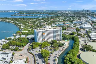 7441 Wayne, Miami Beach, FL 33141 - Photo 44