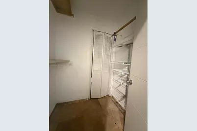 1400 NE 191st St #310, Miami, FL 33179 - Photo 6