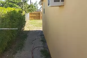 [Address not provided], North Miami Beach, FL 33162 - Photo 8