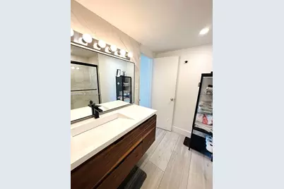 1000 West Ave #PH27, Miami Beach, FL 33139 - Photo 10
