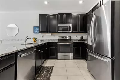 10972 SW 235th Ln #10972, Homestead, FL 33032 - Photo 4