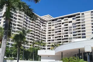 600 Three Islands Boulevard, Hallandale Beach, FL 33009 - Photo 32