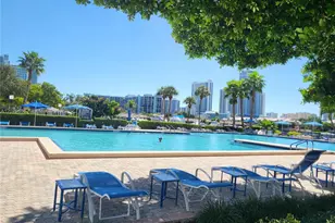 600 Three Islands Boulevard, Hallandale Beach, FL 33009 - Photo 20