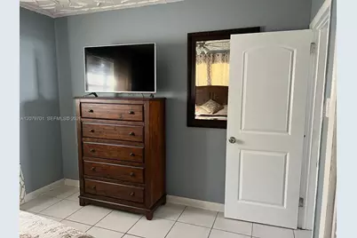 337 Phippen Waiters Rd, Dania Beach, FL 33004 - Photo 16