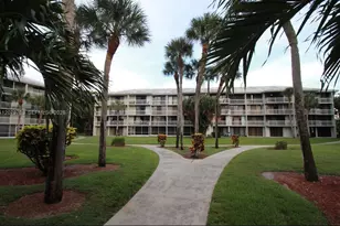 2621 Village Blvd, West Palm Beach, FL 33409 - Photo 2