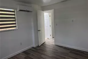 6871 SW 37th St, Miami, FL 33155 - Photo 6