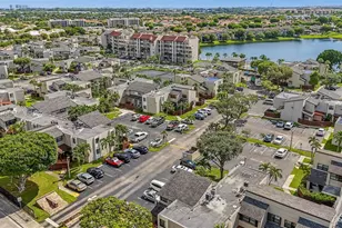 10300 NW 9th St Cir, Miami, FL 33172 - Photo 20