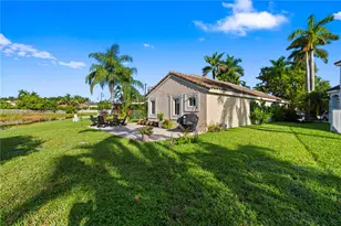 1416 Canary Island Dr, Weston, FL 33327 - Photo 16