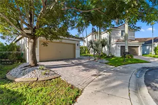 1416 Canary Island Dr, Weston, FL 33327 - Photo 10