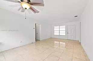 2135 NW 129th St, Miami, FL 33167 - Photo 6