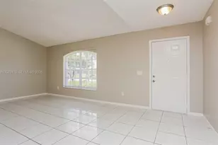 2514 SW Monterrey Ln, Port Saint Lucie, FL 34953 - Photo 4