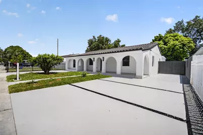 1011 NW 30th Ct #3, Miami, FL 33125 - Photo 6