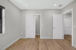 1011 NW 30th Ct, Miami, FL 33125 - Photo 34