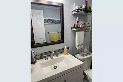 1075 W 68th St #403, Hialeah, FL 33014 - Photo 10