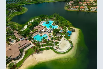 10750 NW 66th St #102, Doral, FL 33178 - Photo 2