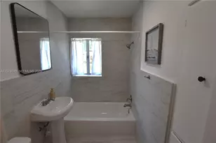 801 SE 4th St, Boynton Beach, FL 33435 - Photo 8