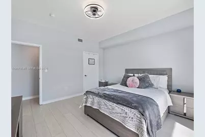 1111 SW 1st Ave #UPH4015, Miami, FL 33130 - Photo 12