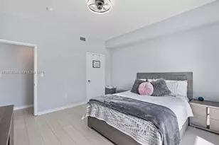 1111 SW 1st Ave, Miami, FL 33130 - Photo 12