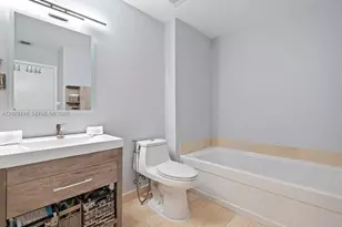 1111 SW 1st Ave, Miami, FL 33130 - Photo 14