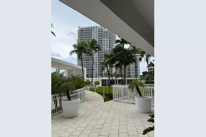 10275 Collins Ave #303, Bal Harbour, FL 33154 - Photo 36