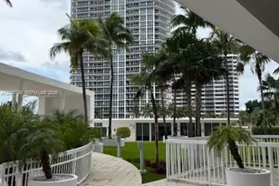 10275 Collins Ave, Bal Harbour, FL 33154 - Photo 36