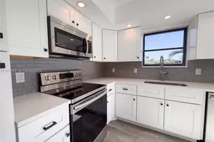 110 N Delaware Blvd, Jupiter, FL 33458 - Photo 8
