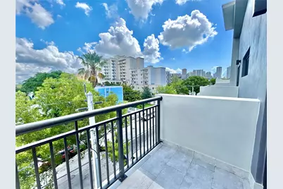 836 SW 2nd St #401, Miami, FL 33130 - Photo 36