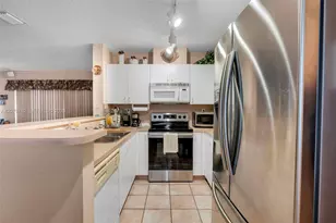 8554 SW 163rd Pl, Miami, FL 33193 - Photo 12
