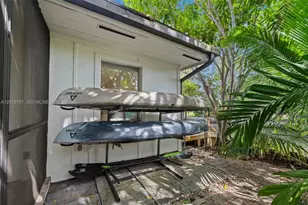 19860 NE 24th Ct, Miami, FL 33180 - Photo 34