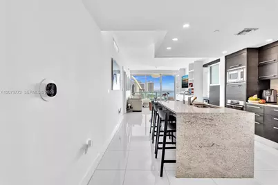 900 Biscayne Blvd #1708, Miami, FL 33132 - Photo 16