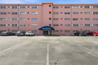 200 NE 12th Ave #1D, Hallandale Beach, FL 33009 - Photo 1