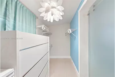 4041 W 8th Ave, Hialeah, FL 33012 - Photo 20