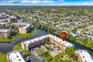 10442 Sunrise Lakes Blvd, Sunrise, FL 33322 - Photo 26